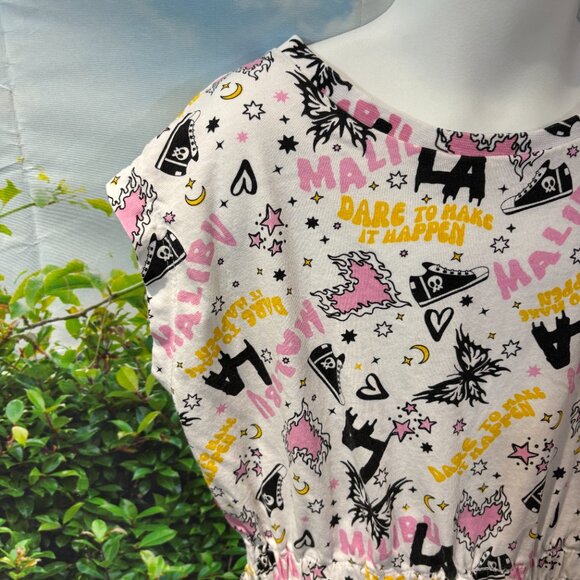 Girls Grafitti Style Summer Dress Size Medium Elastic waist Fun Design (SKU:167G - Picture 3 of 4